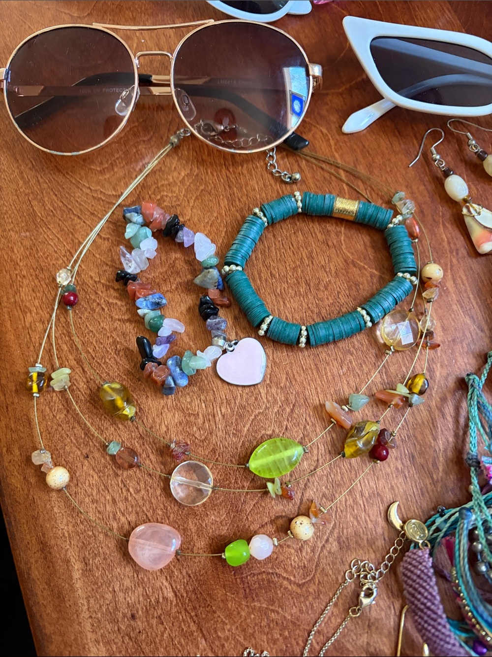 Jewelry Accessory Bundle, earrings, bracelets, necklaces, sunglasses, tiara - Picture 2 of 7